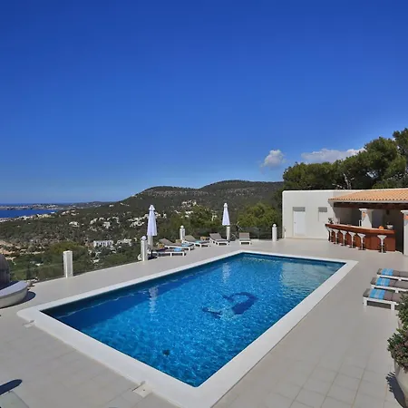 Villa C'an Petra, Carrer Club Robinson
