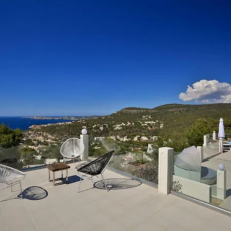 Villa C'an Petra, Carrer Club Robinson